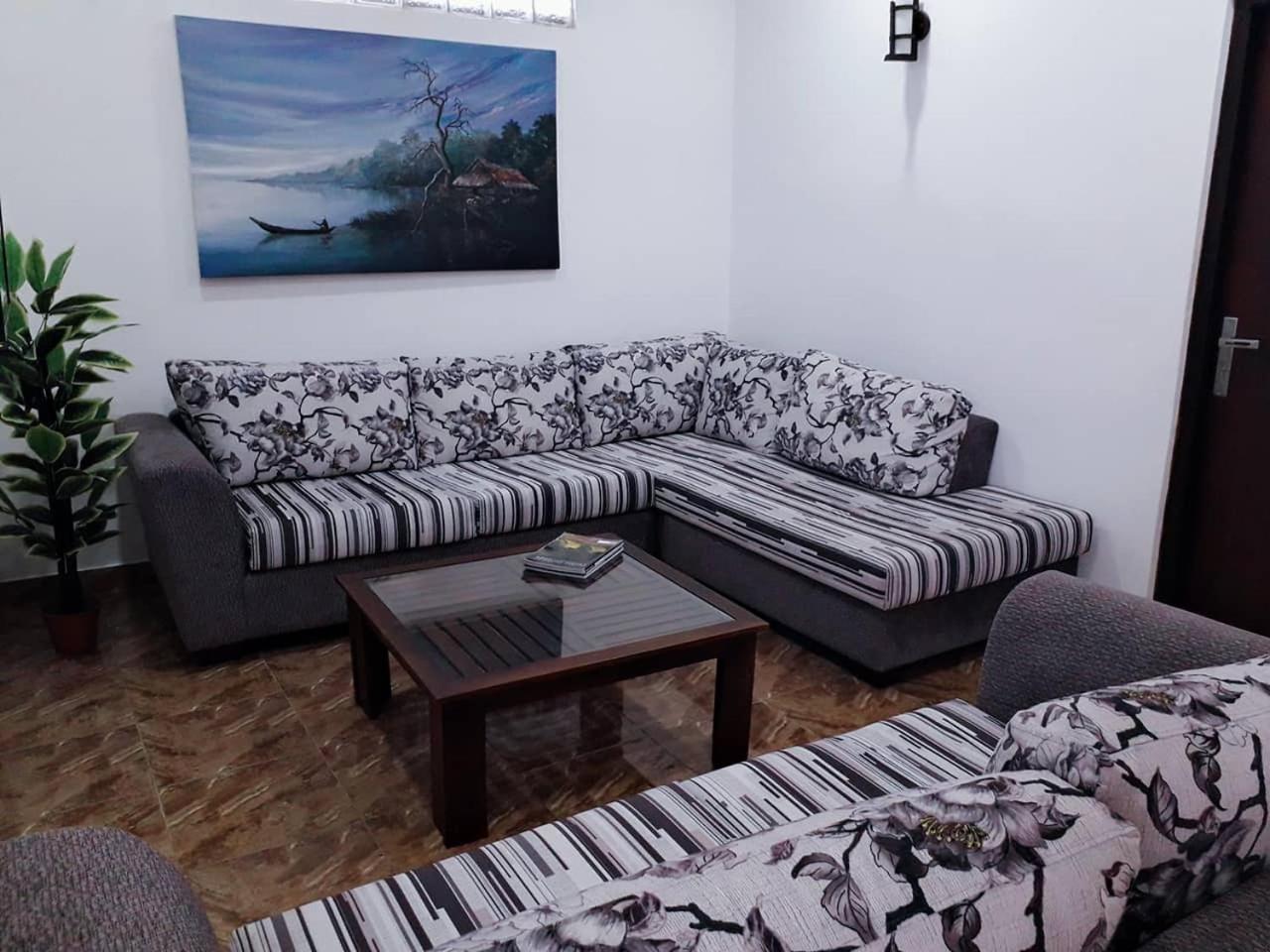 Blue Beach Villa 와두와 외부 사진